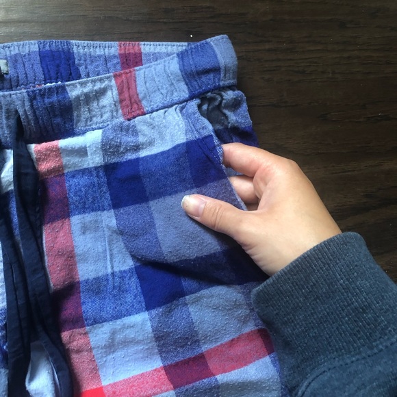 Aerie Flannel Pajama Bottoms - Picture 4 of 9